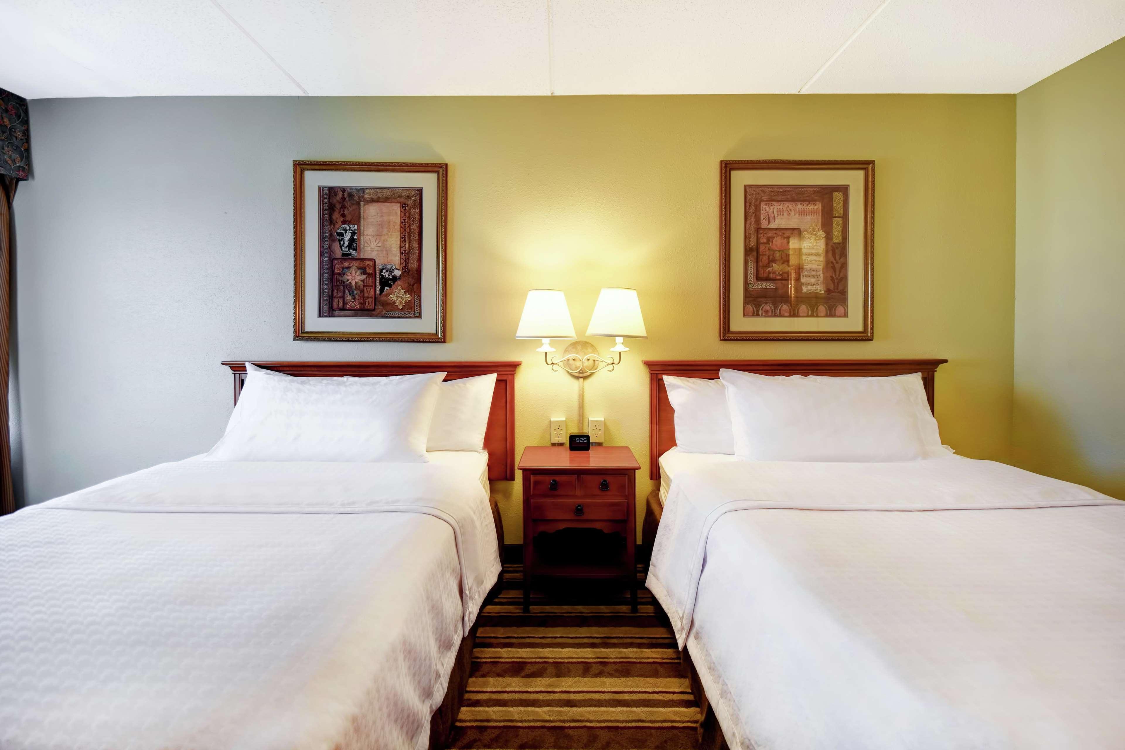 โฮมวู้ด สวีท บาย ฮิลตัน เชสเตอร์ Hotel ภายนอก รูปภาพ